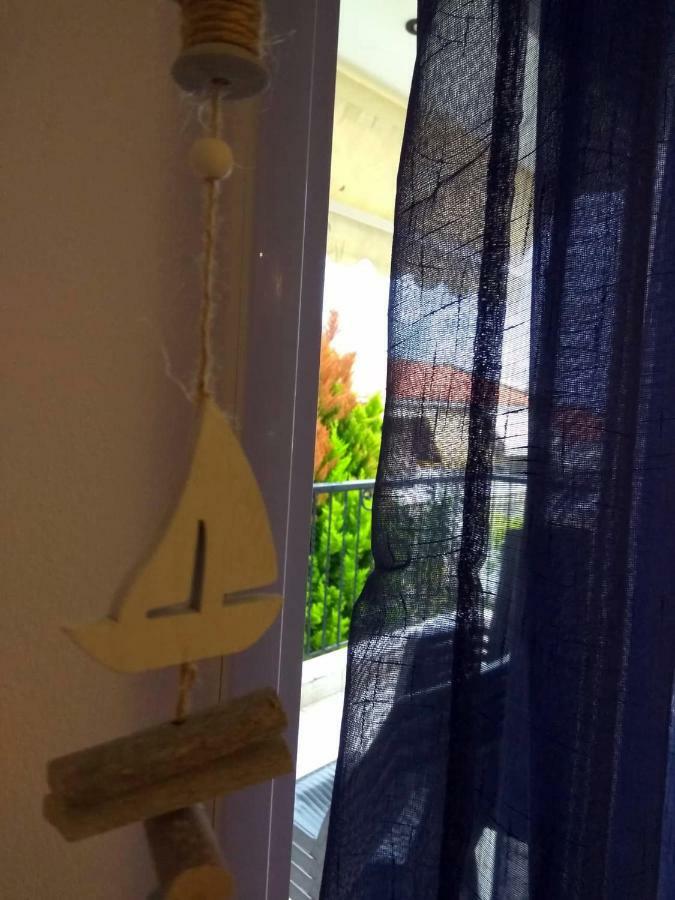 ניאה סקיוני Roses Rt Apartments Skioni I מראה חיצוני תמונה